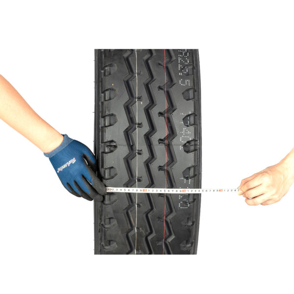 D856 best semi truck tires