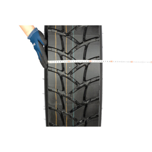 FR658 regional tire