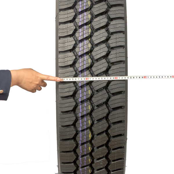 SW516D truck winter tires