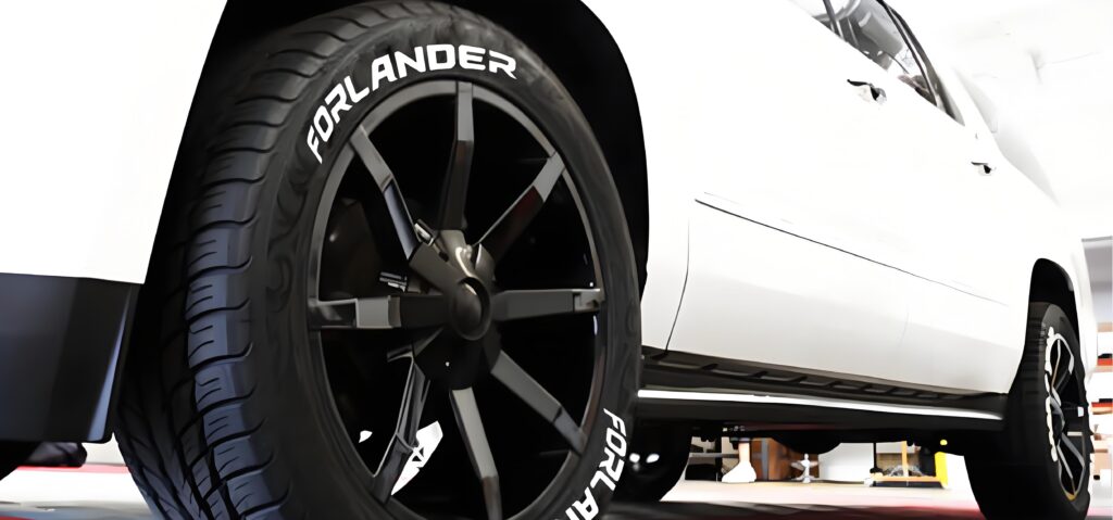 Forlander white letter tyre