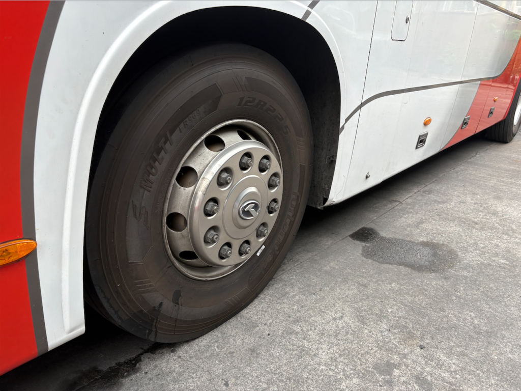 Forlander FR969 bus tire 12r22 5 tire commercial truck tires