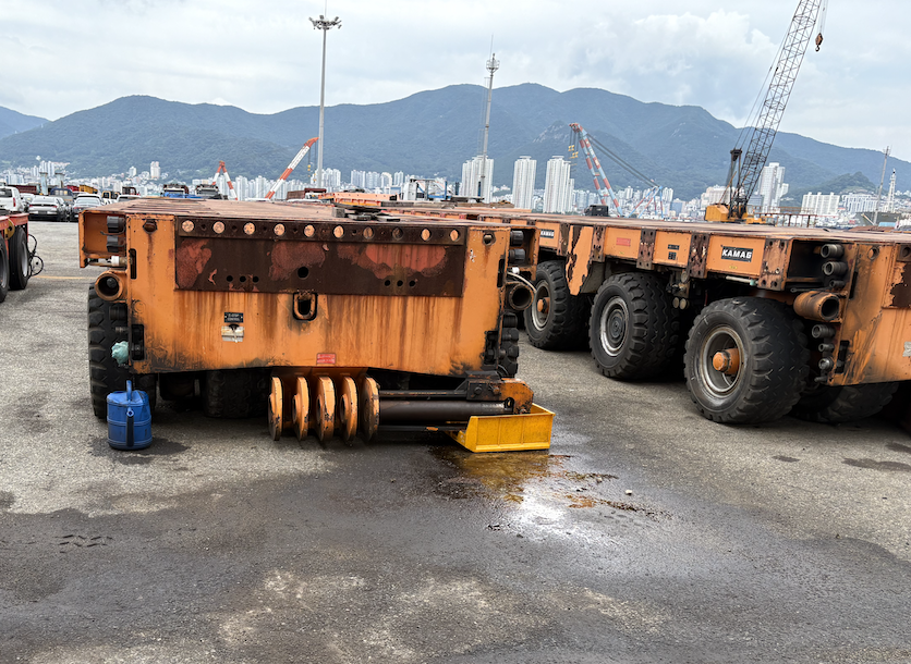 355 65-15 SPMT Tire for self propelled modular trailer