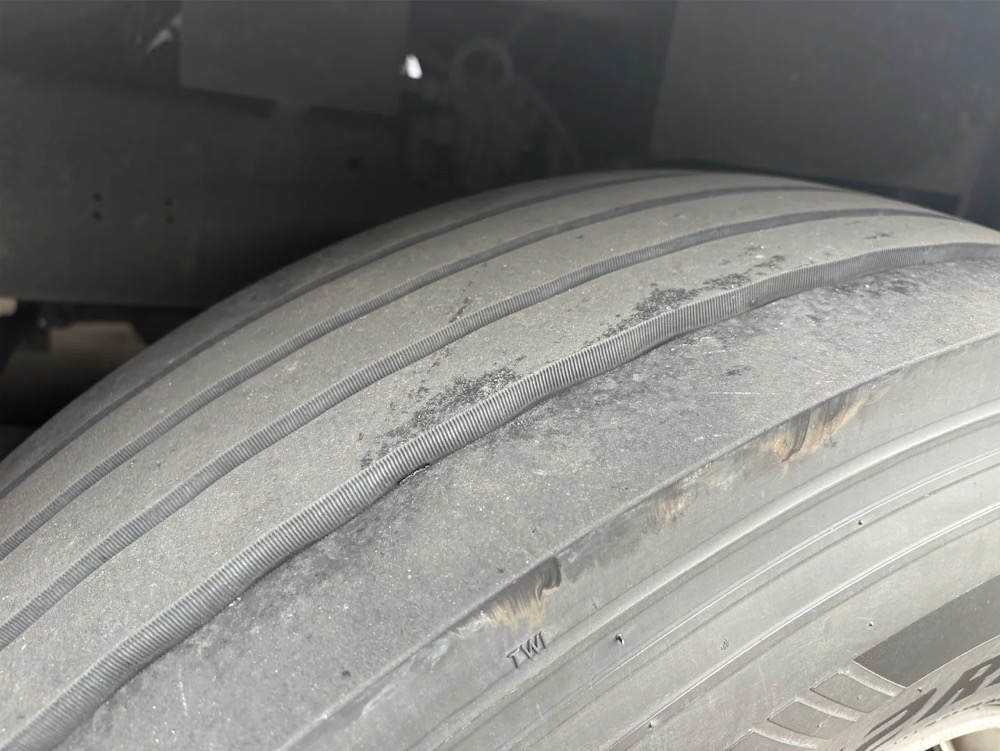 Forlander 12R22.5 Steer Tires in Bus Transport Sector