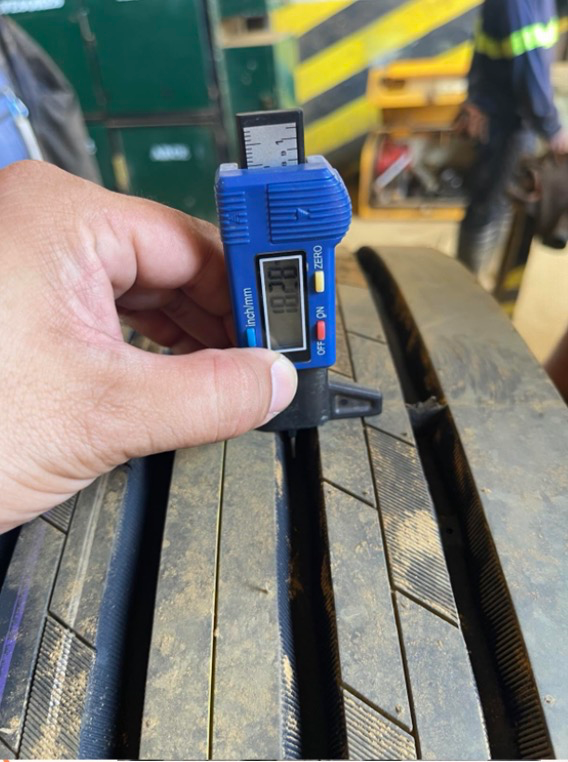 FR969 11R22.5 Truck Tire radial steer commercial truck tires