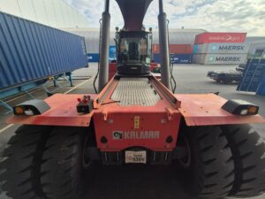 Forlander 18.00-25 JU911 E-4 port tire: A Case Study in Durability for Korean Port Reach Stackers