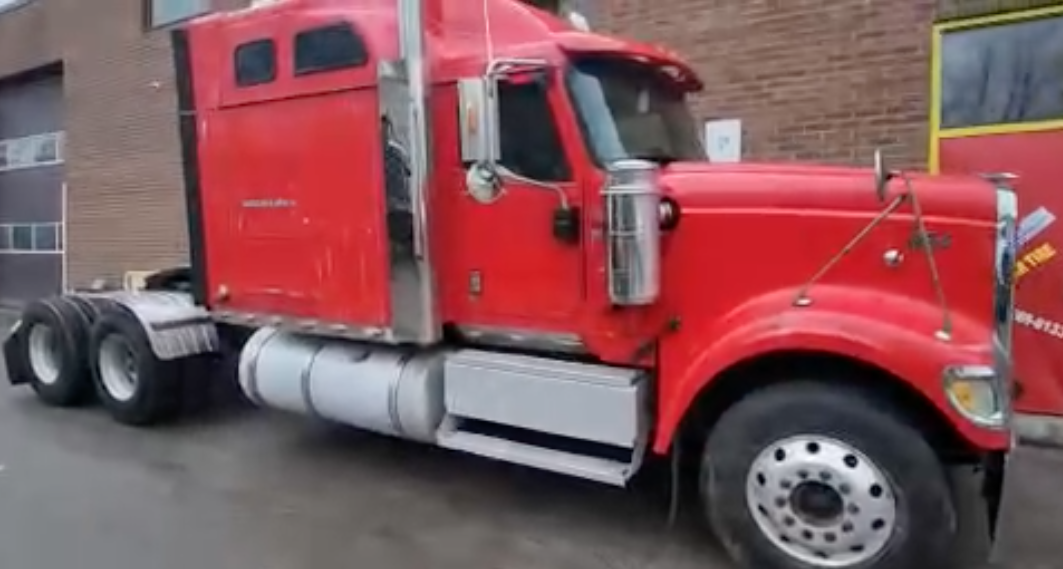 11R22.5 drive tire Canada truck tire