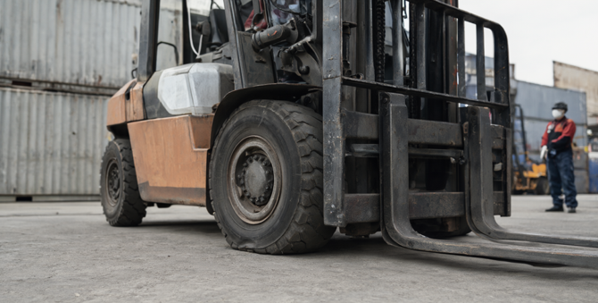 port heavy equipment tire