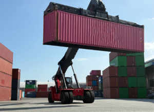 How Forlander 12.00-24 Tyre Delivers 2,800 Hours in Harsh Port Conditions